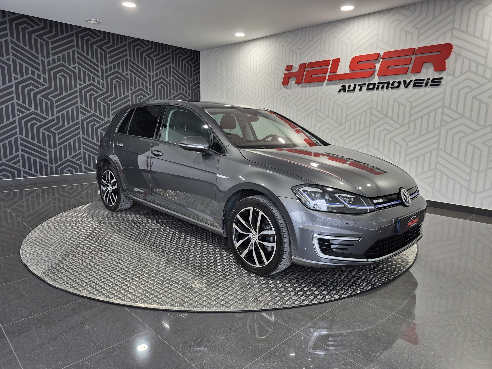 VW e-Golf AC/DC